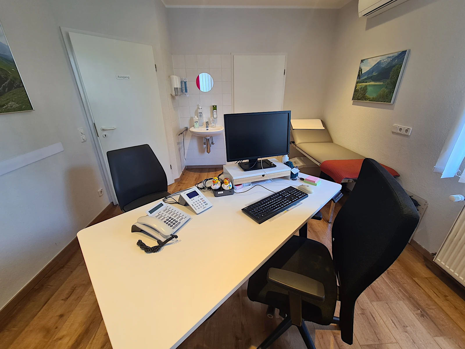 Behandlungszimmer